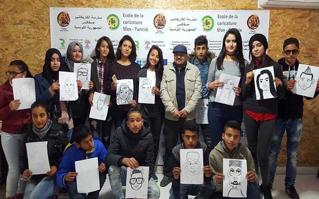 أنفاس بريس / الفنان ناجي بناجي يحل ضيفا على مدرسة الكاريكاتير بتونس